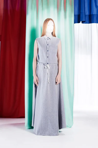 Look 10